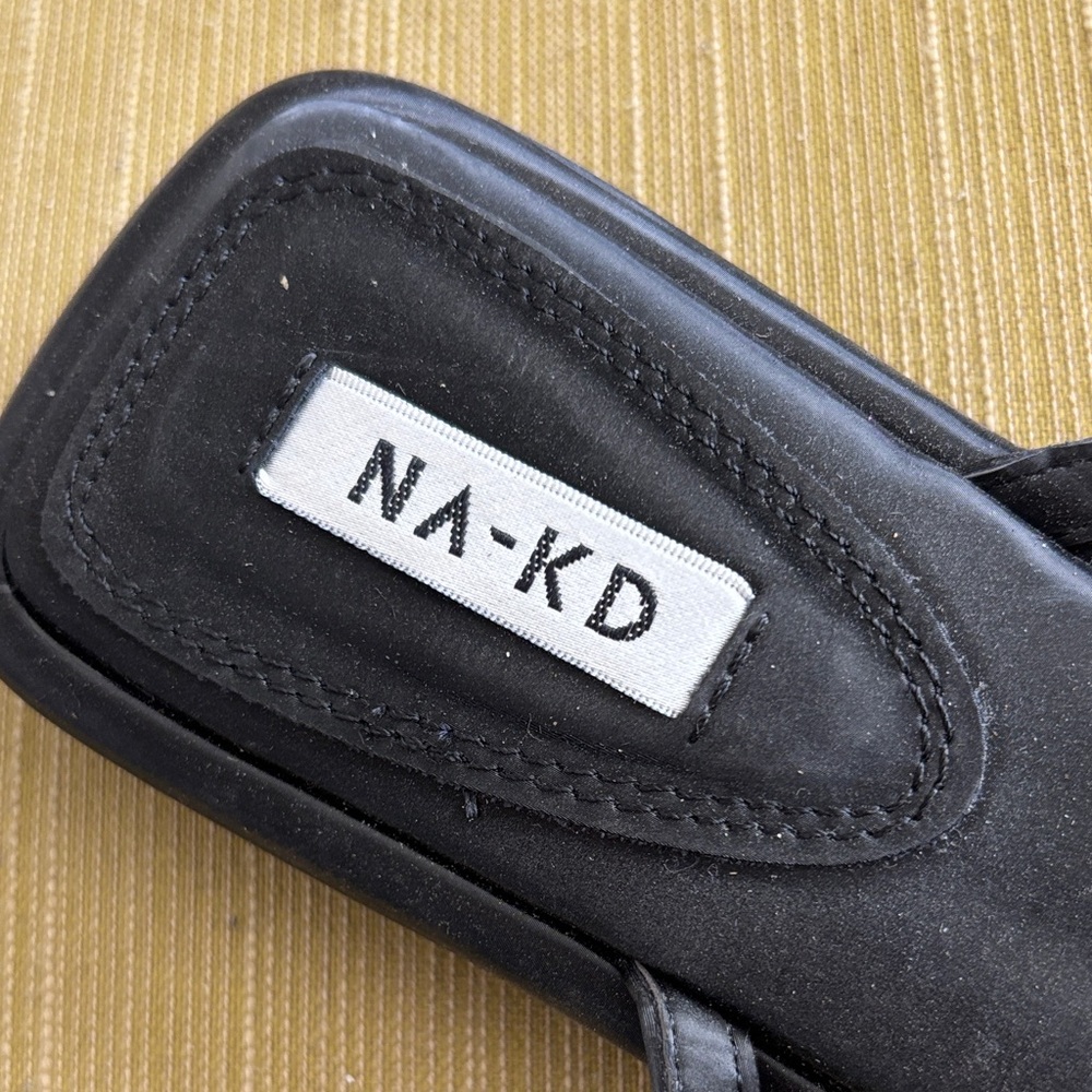 Women's Black Sandals - Picture 2 of 7